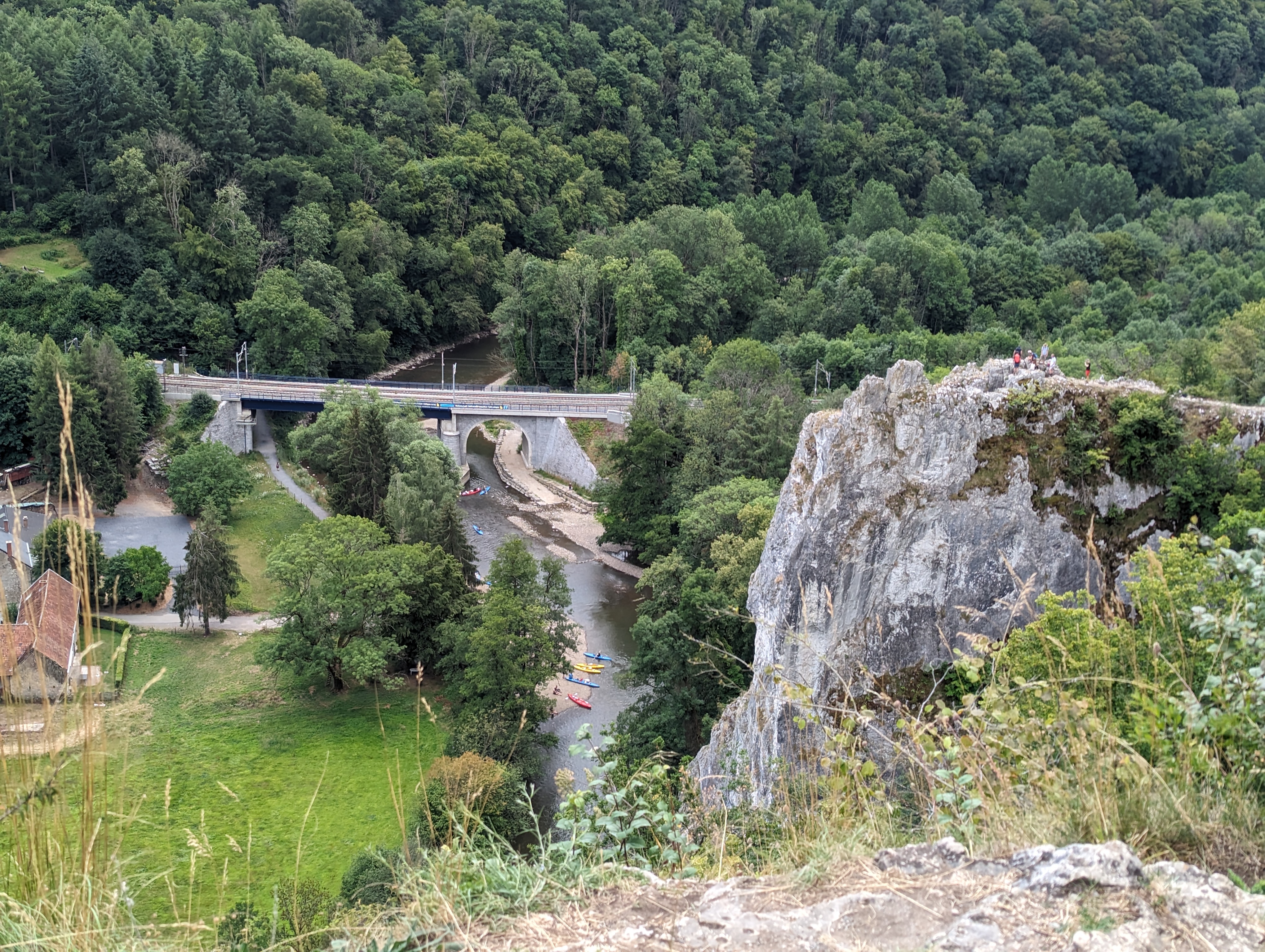 Randonnée dans la réserve naturelle de Furfooz à Dinant